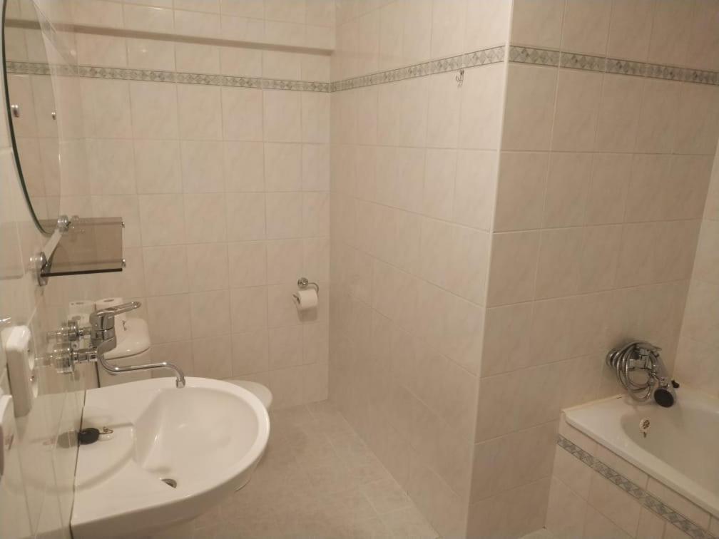 Hotel Pansky Dum Nove Mesto na Morave Luaran gambar
