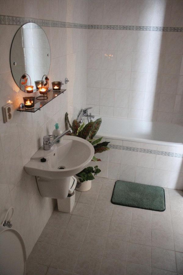 Hotel Pansky Dum Nove Mesto na Morave Luaran gambar